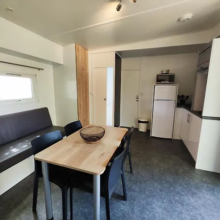 Camping Roc De L'arche Espalion