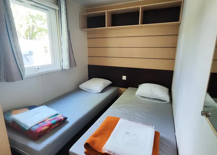 Camping Roc De L'arche Espalion